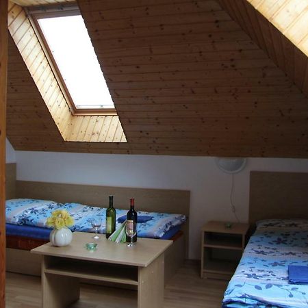 Penzion Brejk Liptovske Sliace 外观 照片